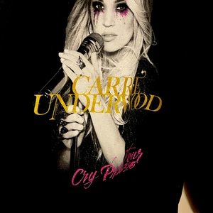Carrie Underwood concert tee